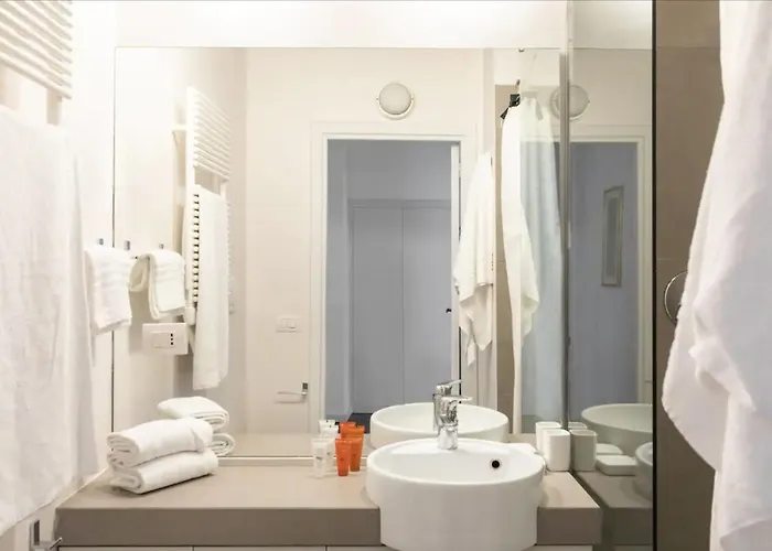 Residenza Torre Vecchiarelli - 4 Hébergement de vacances *